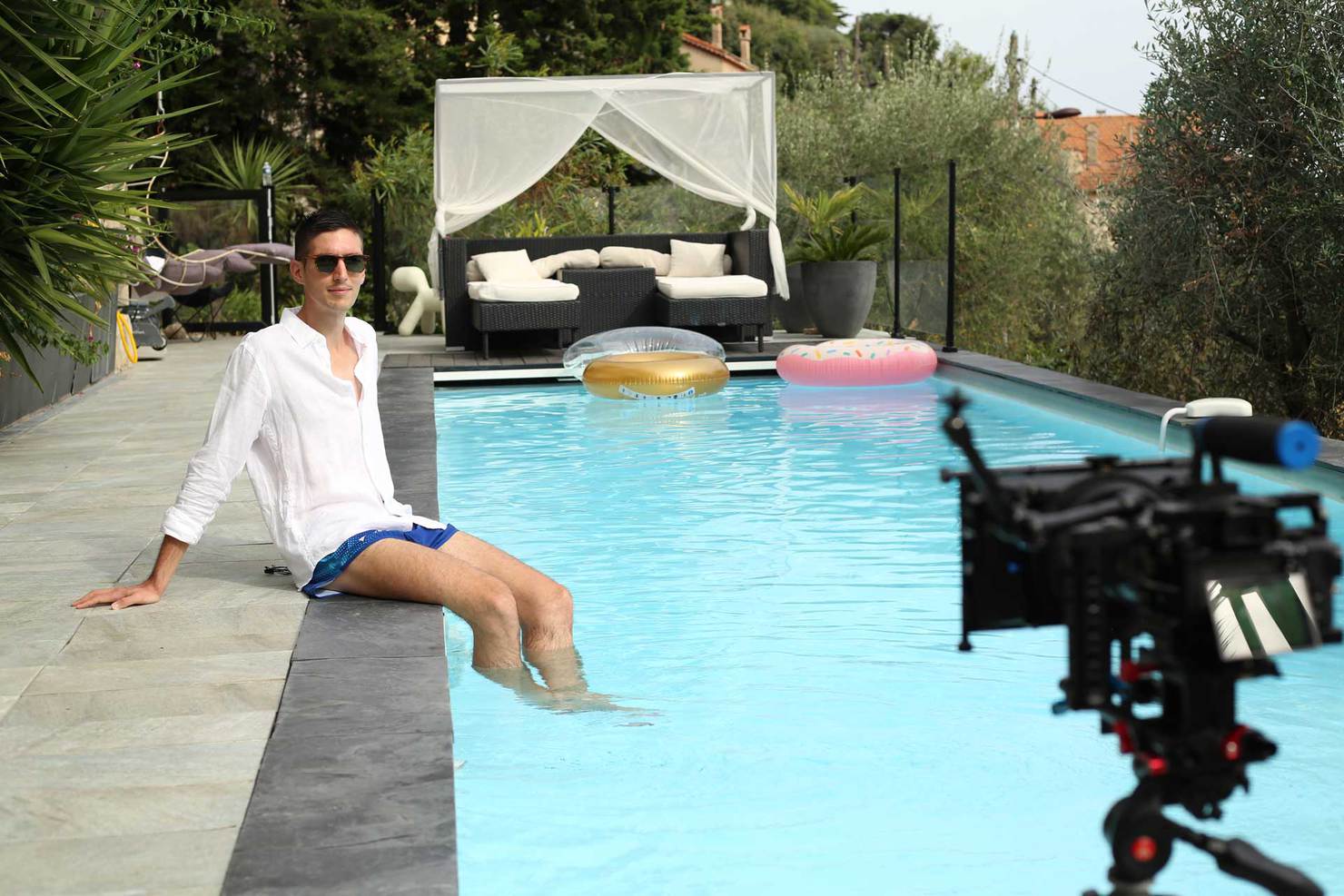 A propos : pause piscine