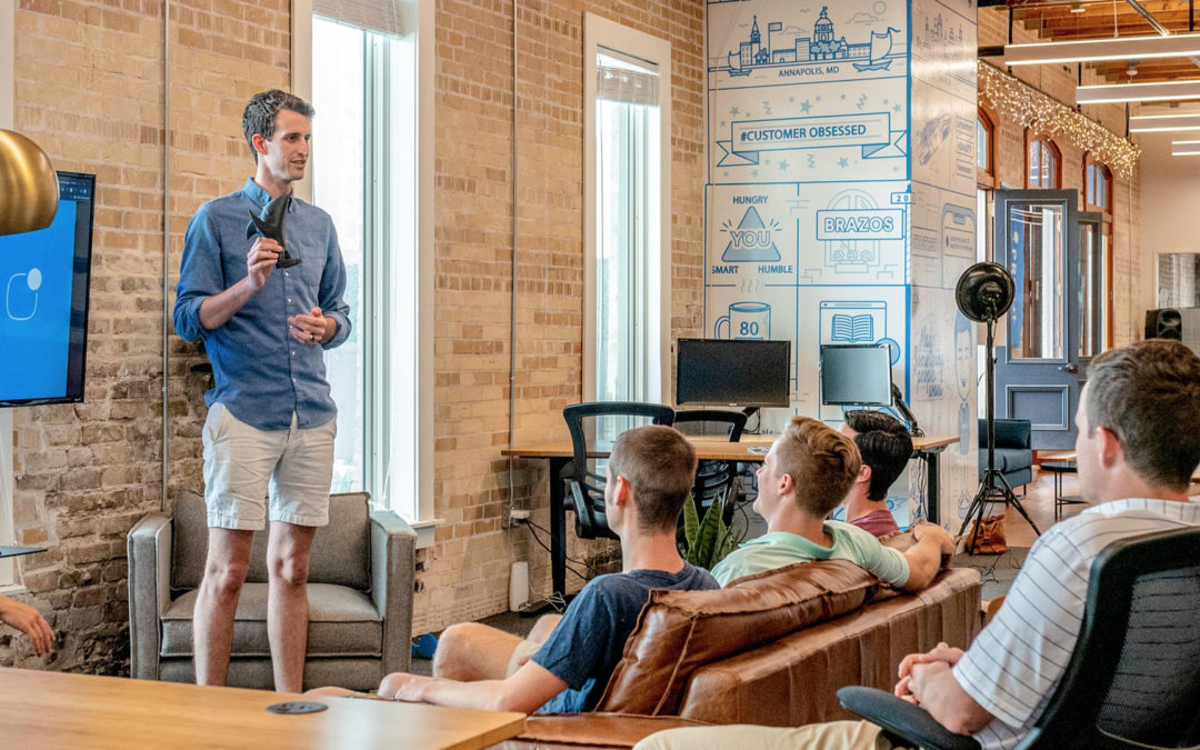 Comment devenir speakeur pro ou conférencier professionnel ?