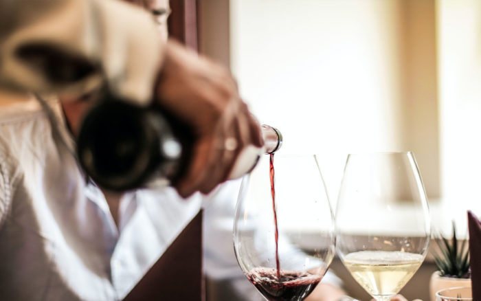 Comment investir dans le vin ?