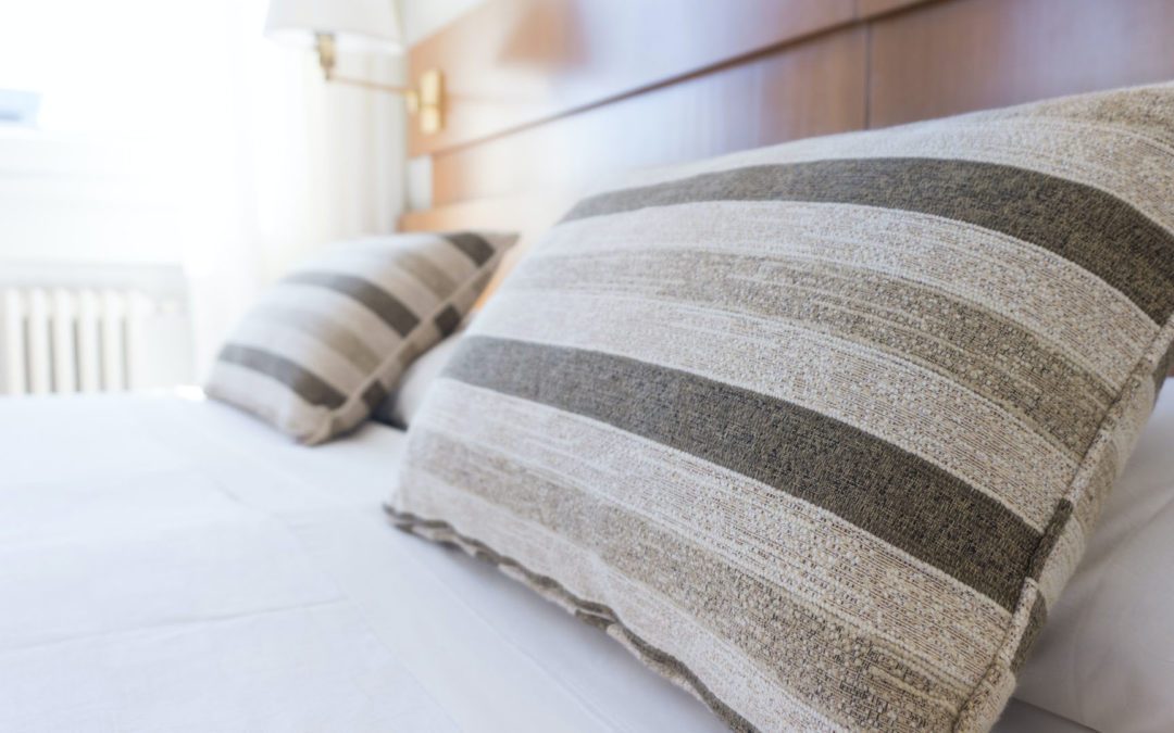 Comment s’enrichir tout en vivant dans un hôtel 5 étoiles ?