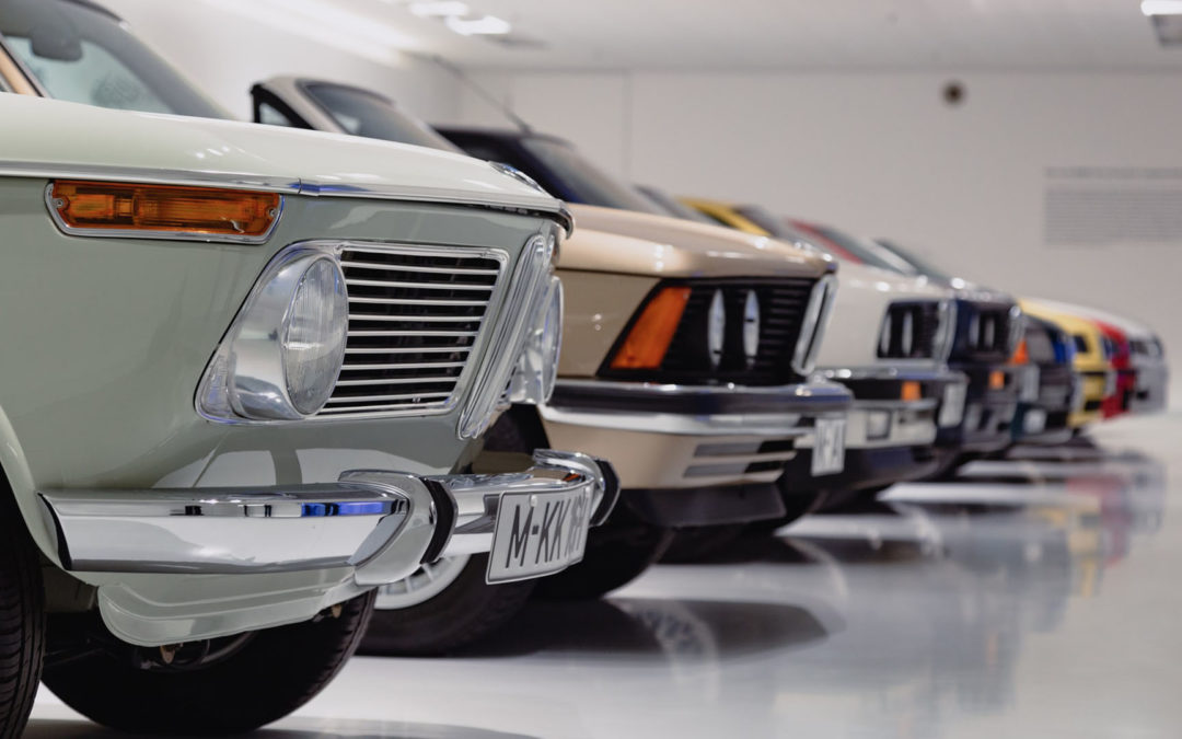 10 000 € par mois avec 21 voitures à 27 ans