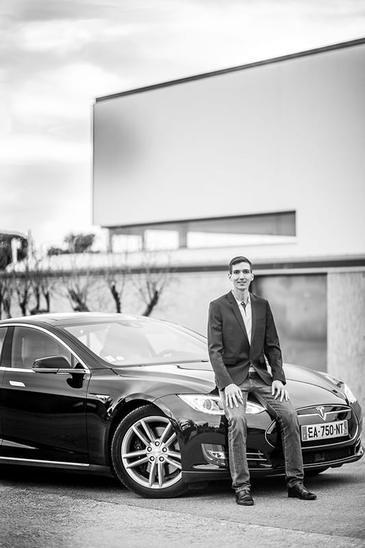 mon-histoire-tesla-noir-blanc