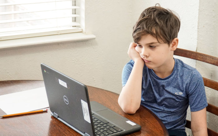 Comment réussir même si vous êtes nul à l’école ?