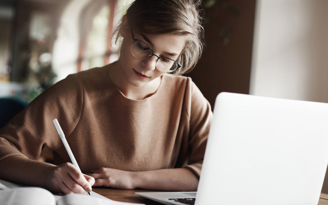 Combien coûte une minute de transcription texte sur Elance ?